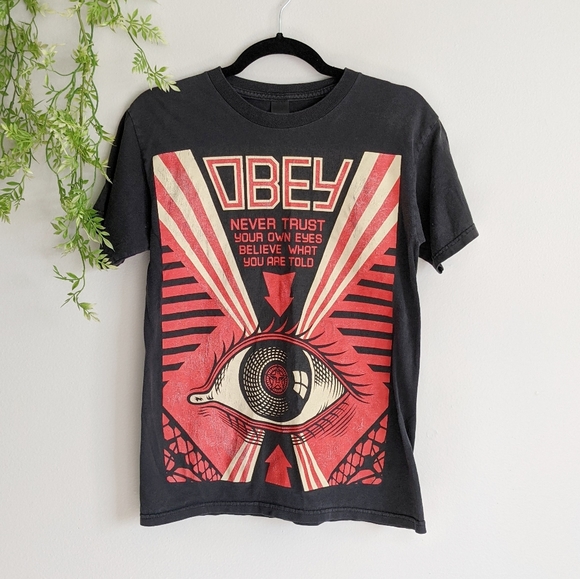 Obey Other - (Obey) Propaganda Black Never Trust Tee Small